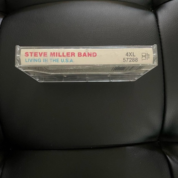 Steve Miller Band Living in the U.S.A cassette - Picture 3 of 4
